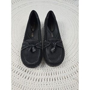New! Clarks Women's 7 Narrow Ashland Bubble Slip On Black Snake Snakeskin Flats